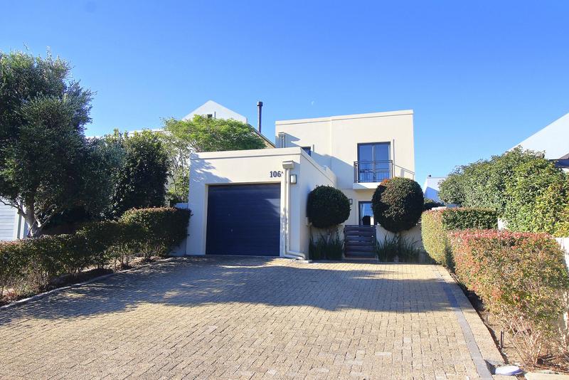 3 Bedroom Property for Sale in Kelderhof Country Village Western Cape